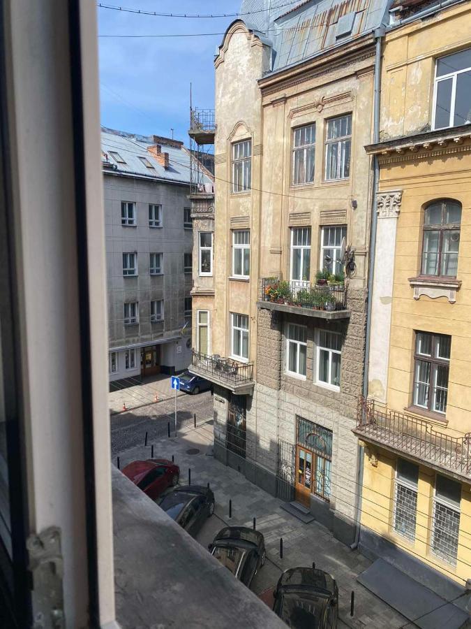 Lvapart Вул Ковжуна 2 Кім Ізол Кухня Студія Не Далеко Від Ж Д Вокзалу Палацу Мистецтв Звітні Документи Lemberg Exterior foto